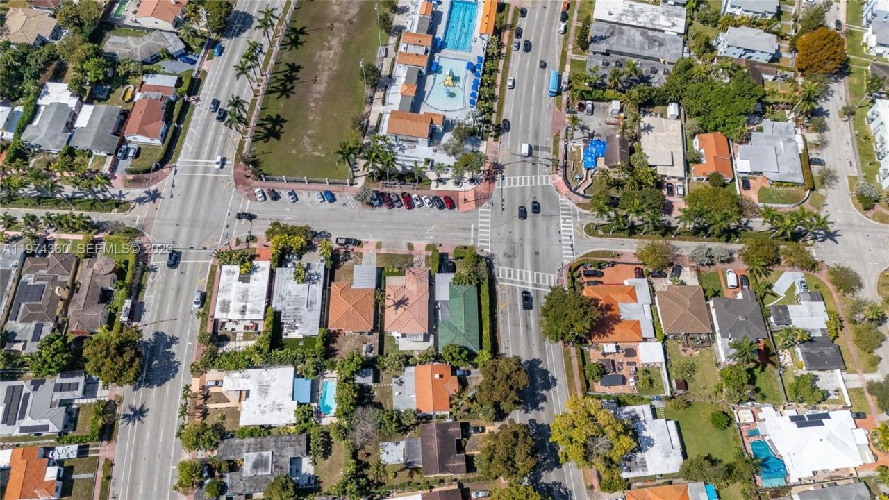 7027 Trouville Esplanade, Miami Beach, FL 33141 Photo