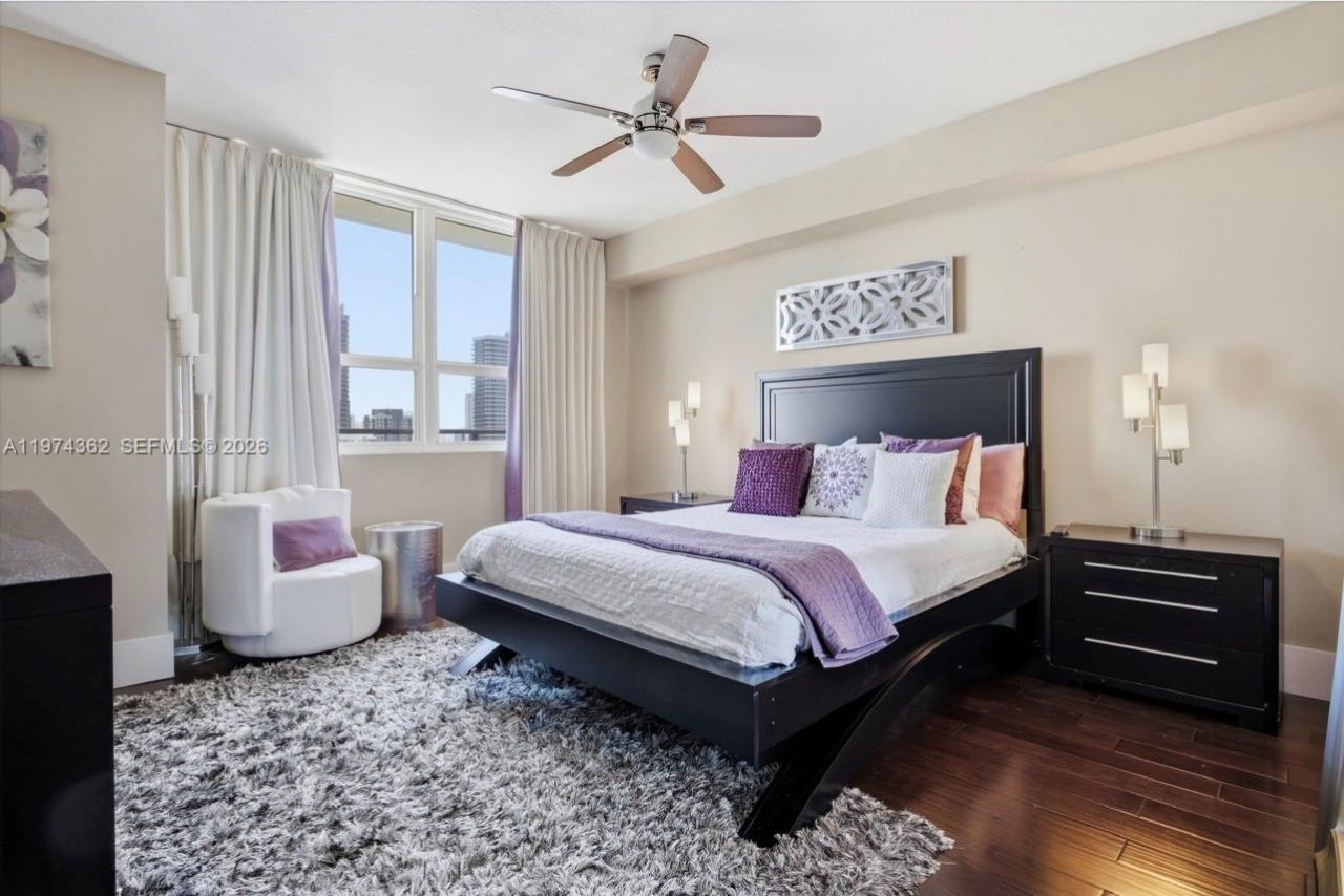 610 W Las Olas Blvd, Unit 1617, Fort Lauderdale, FL 33312 Photo