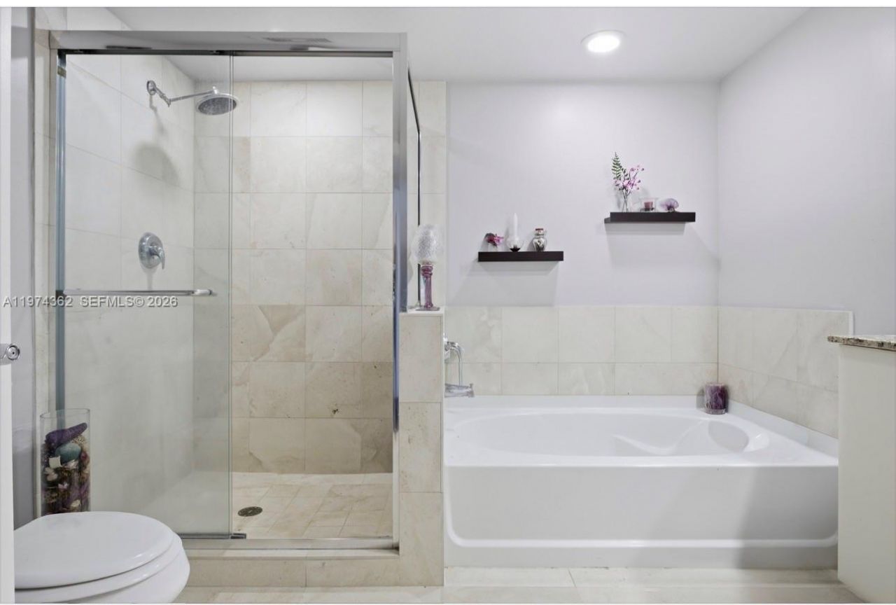 610 W Las Olas Blvd, Unit 1617, Fort Lauderdale, FL 33312 Photo