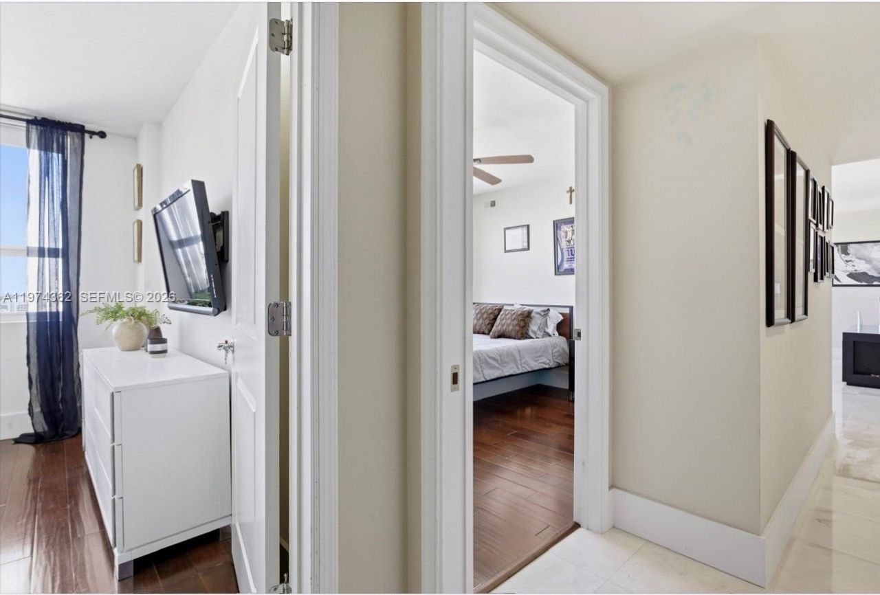 610 W Las Olas Blvd, Unit 1617, Fort Lauderdale, FL 33312 Photo