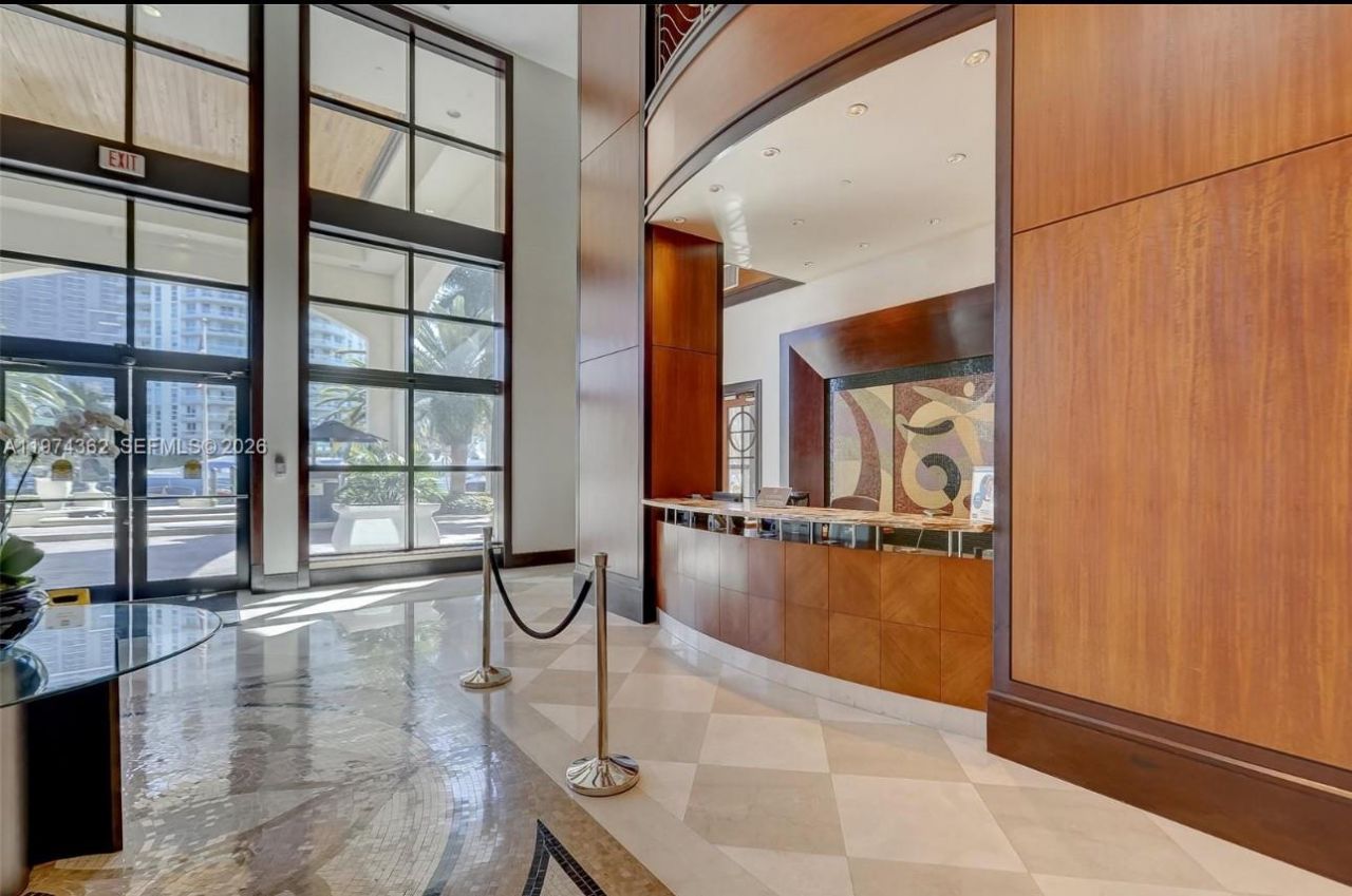 610 W Las Olas Blvd, Unit 1617, Fort Lauderdale, FL 33312 Photo