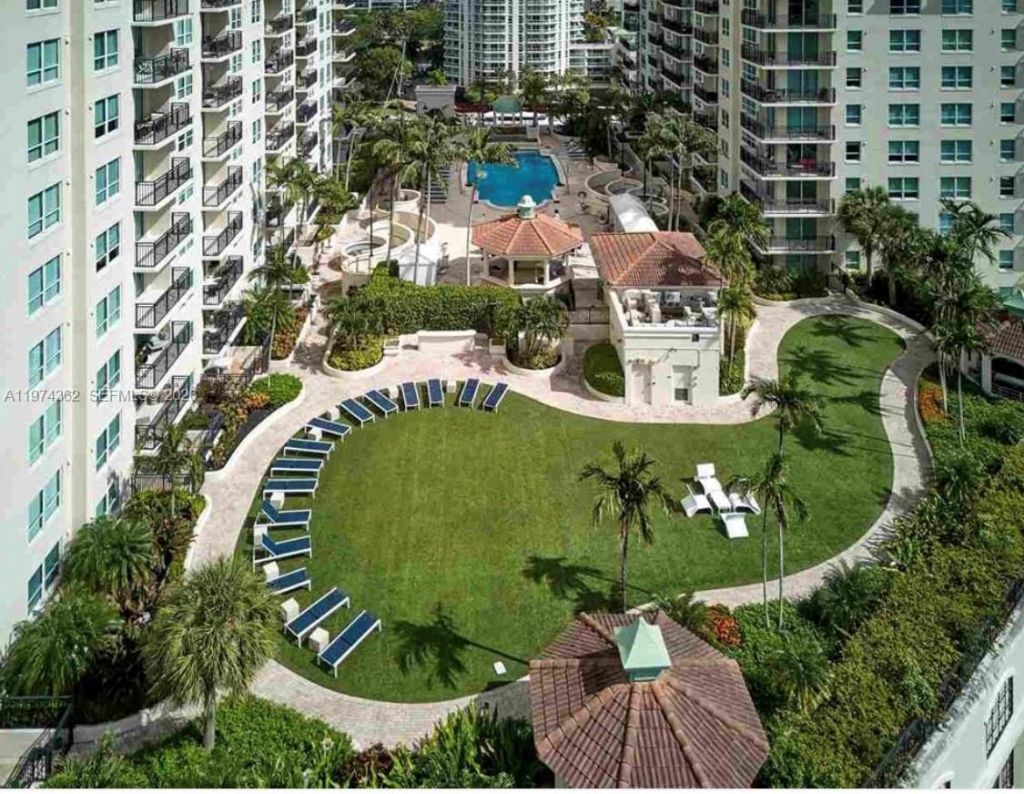 610 W Las Olas Blvd, Unit 1617, Fort Lauderdale, FL 33312 Photo