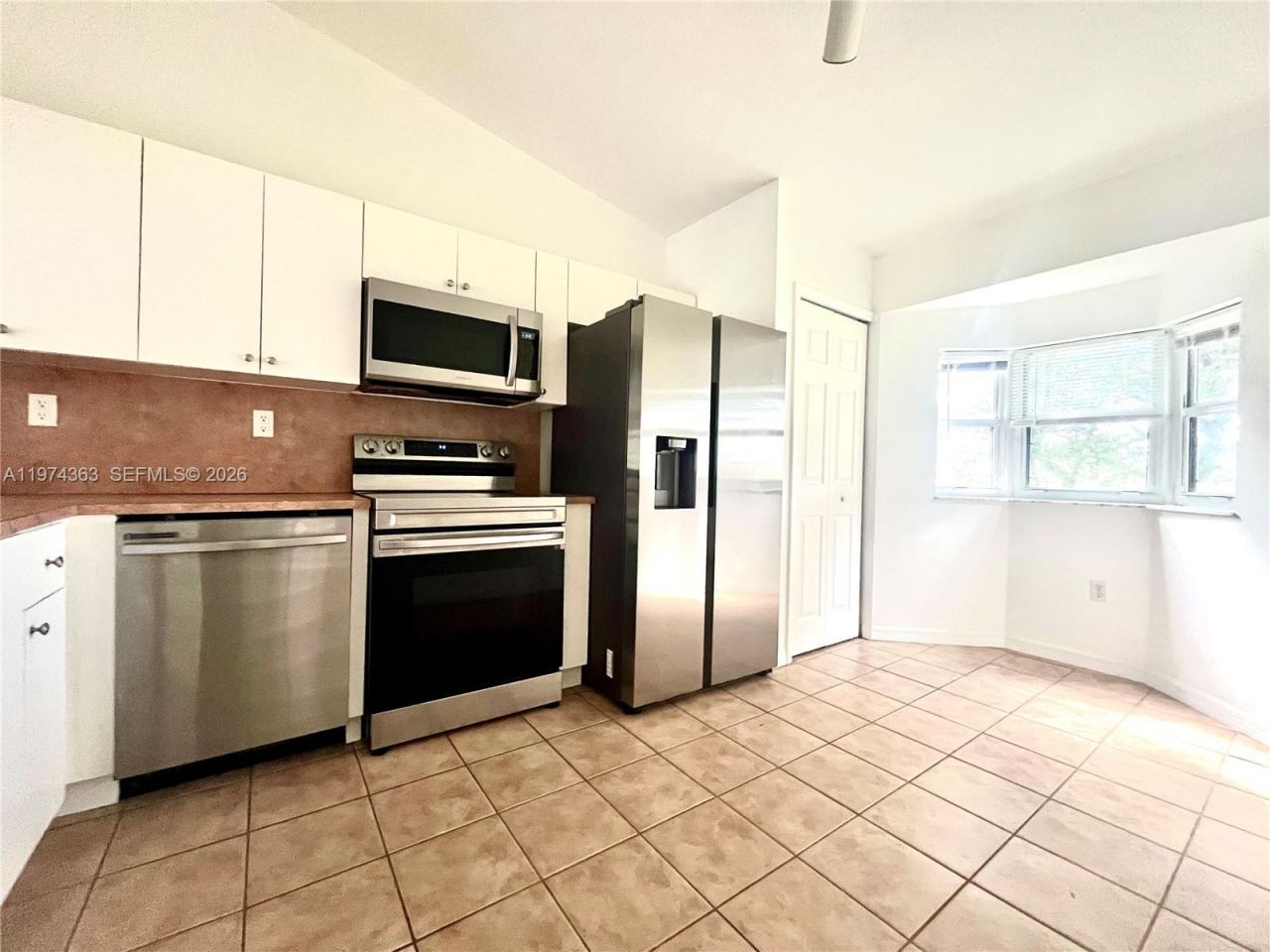 930 NE 33rd Terr , Unit 203, Homestead, FL 33033 Photo