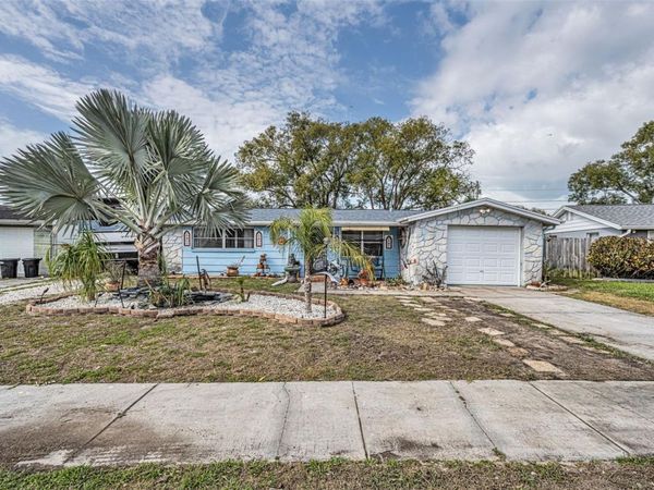 1131 ROYALWOOD DRIVE , HOLIDAY, FL 34690