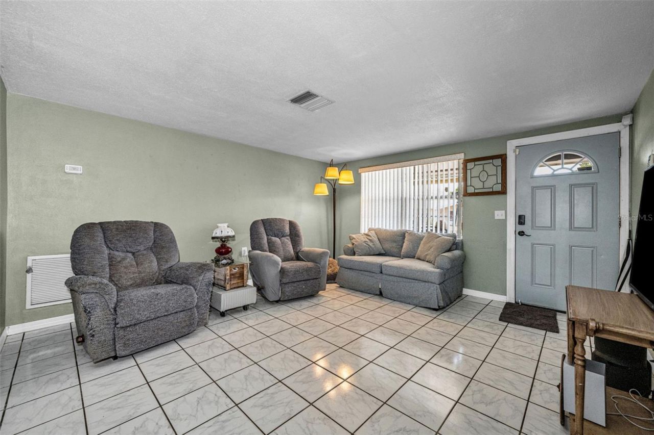 1131 Royalwood Drive , Holiday, FL 34690 Photo