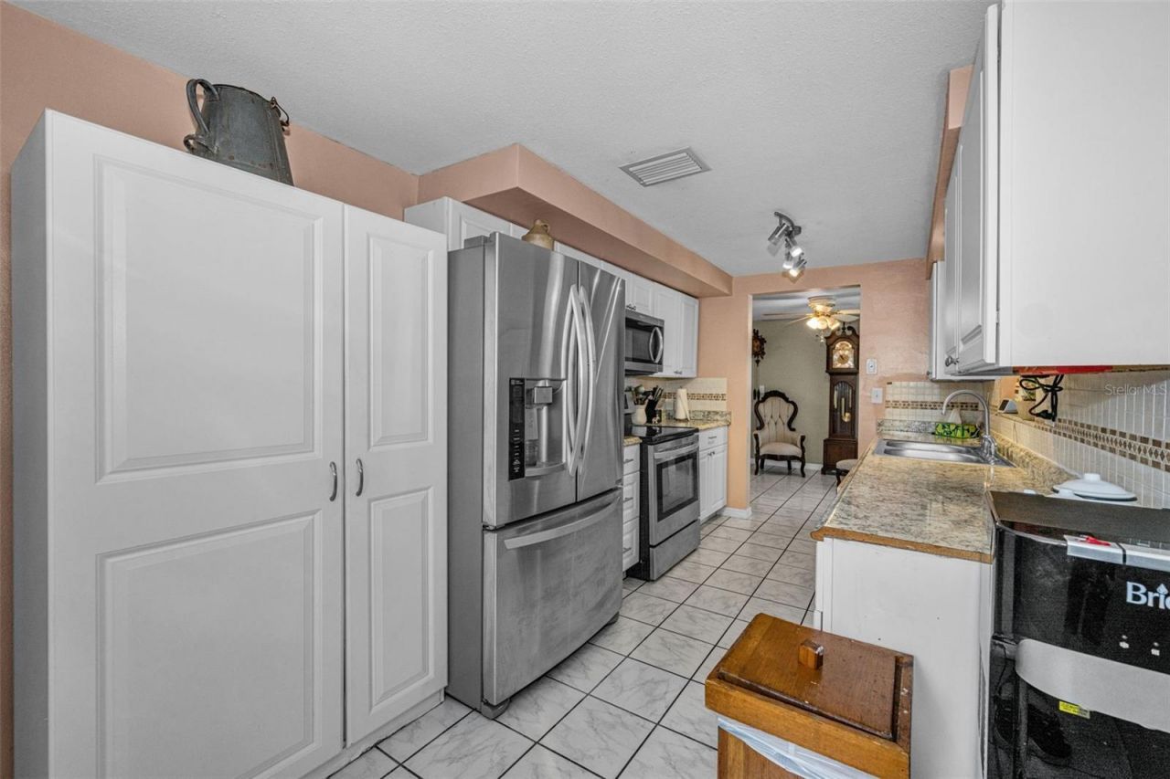 1131 Royalwood Drive , Holiday, FL 34690 Photo