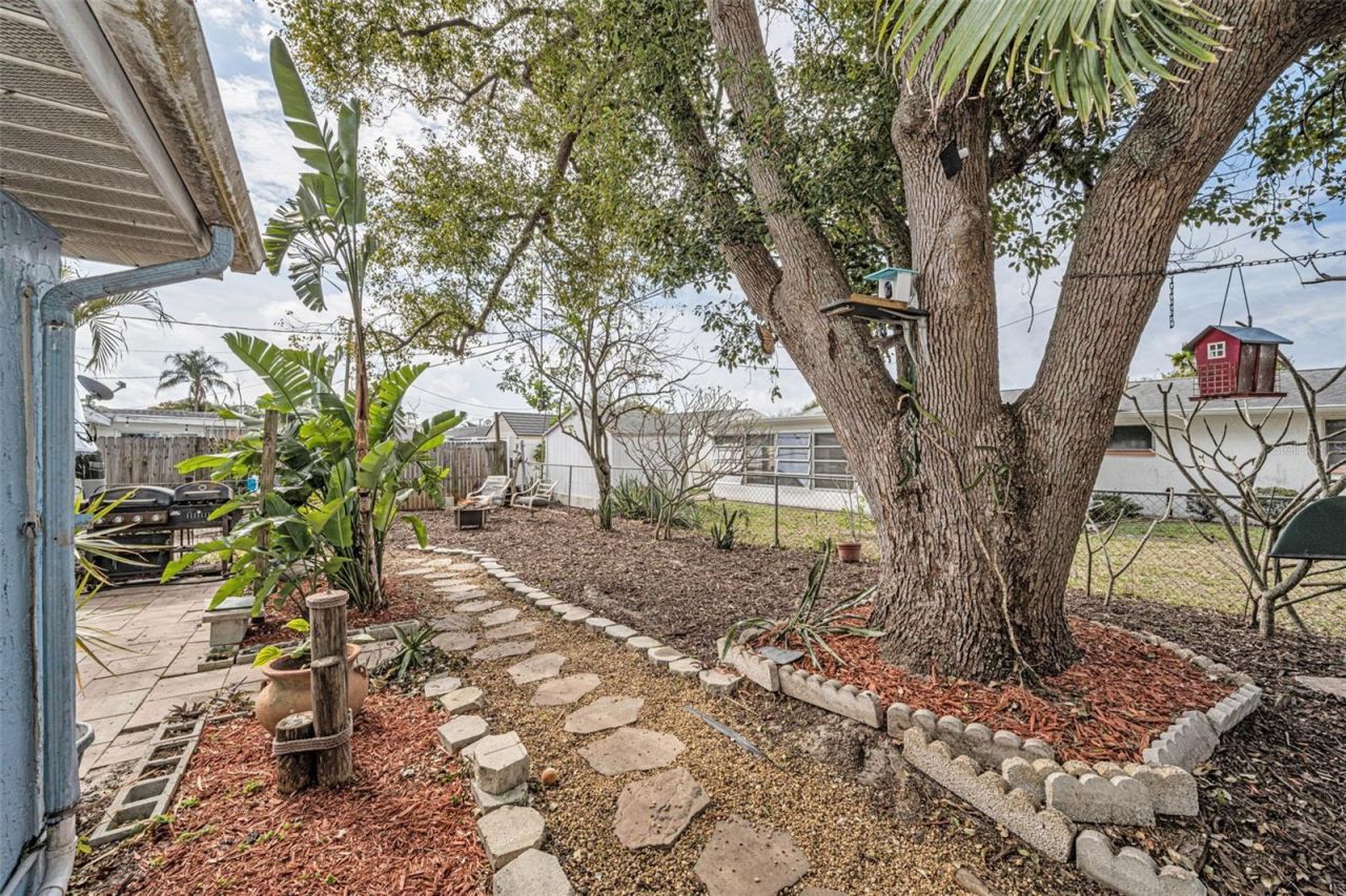 1131 Royalwood Drive , Holiday, FL 34690 Photo