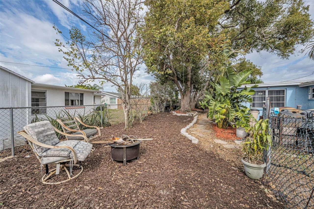 1131 Royalwood Drive , Holiday, FL 34690 Photo