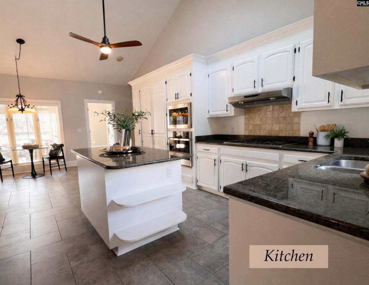 202 Columbia Club Drive E Photo 12