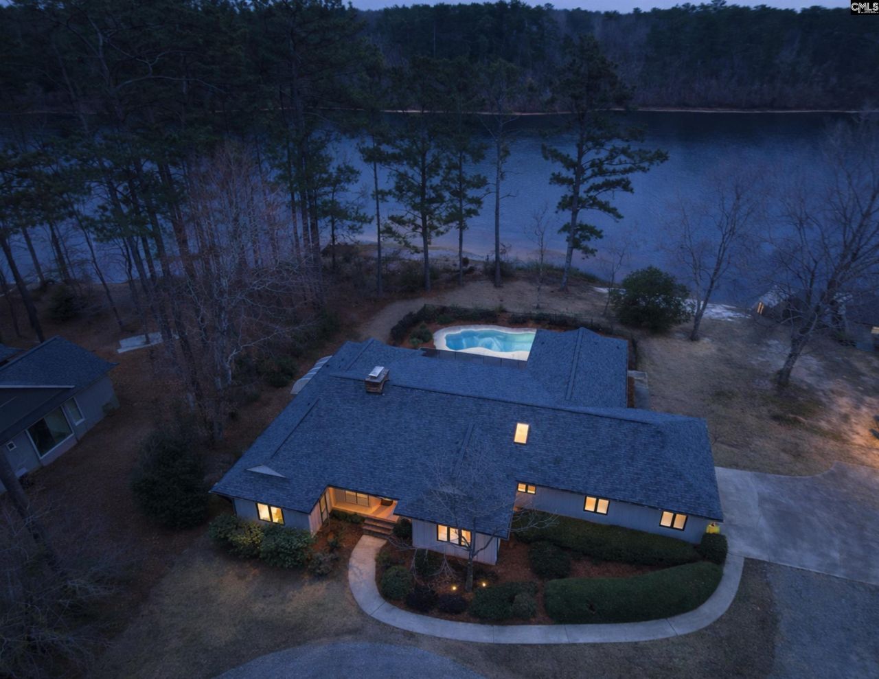 202 Columbia Club Drive E Photo 35