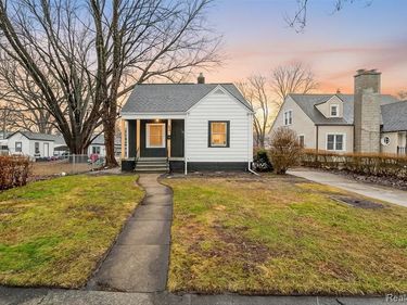 53 Eastman Street, Mt. Clemens, MI 48043