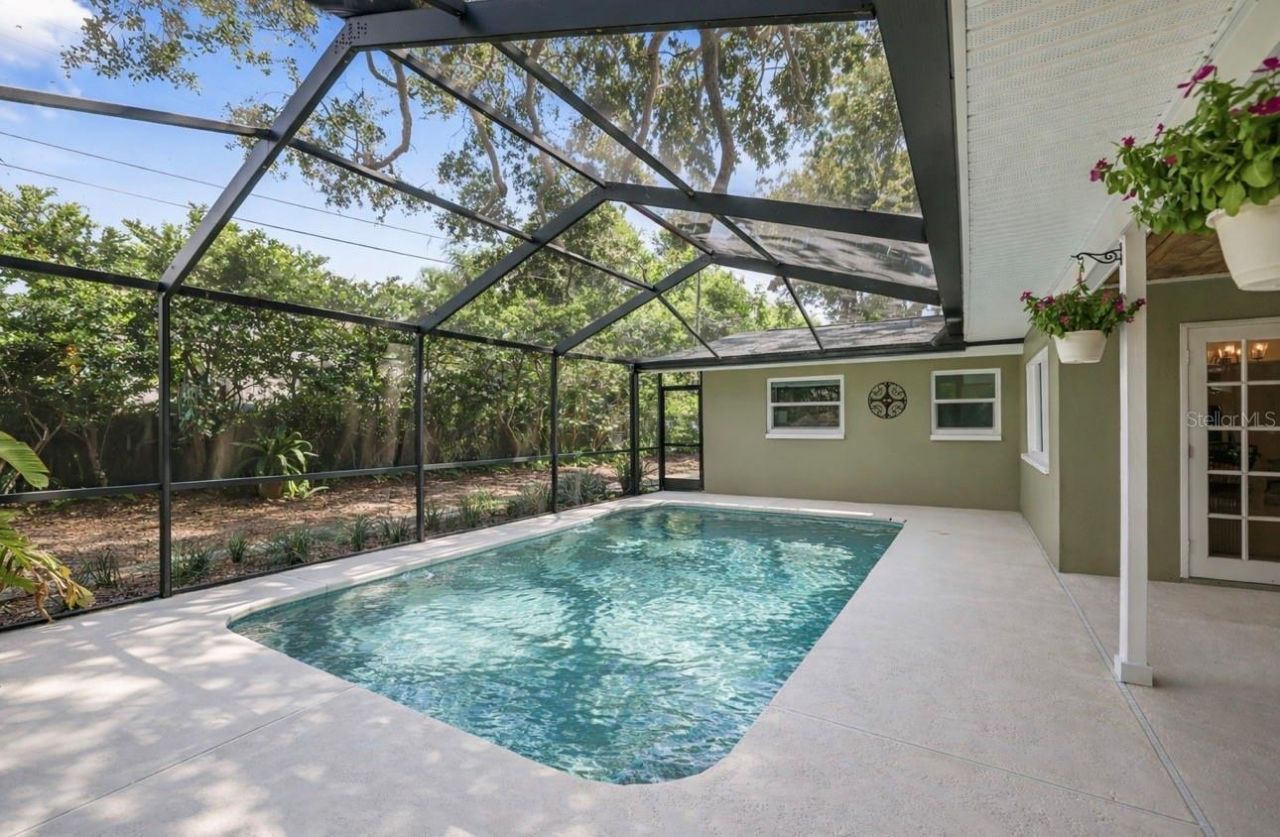 2353 Demaret Drive , Dunedin, FL 34698 Photo