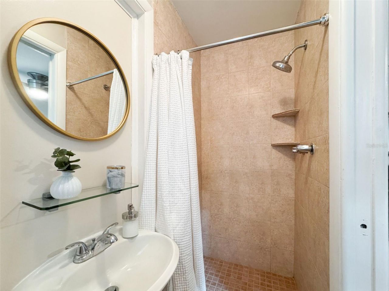 2353 Demaret Drive , Dunedin, FL 34698 Photo