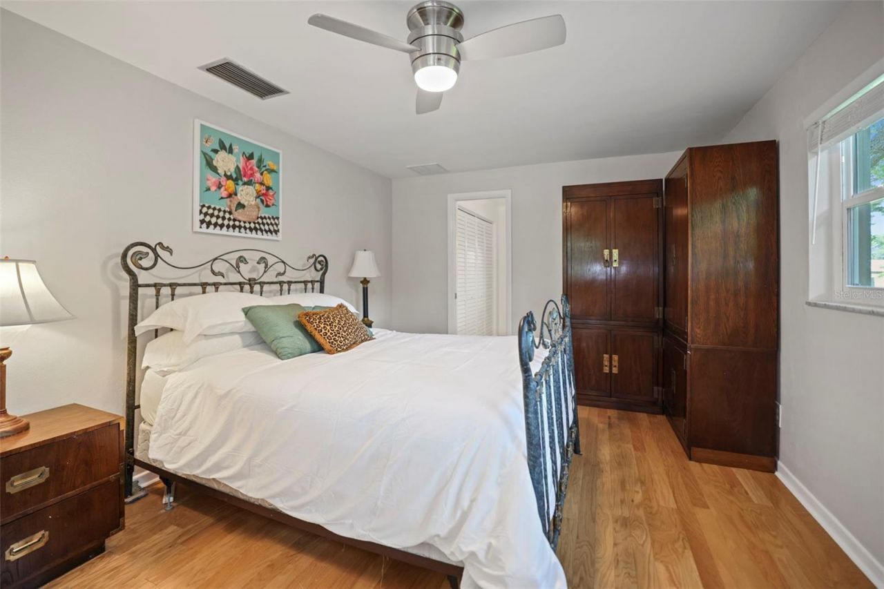 2353 Demaret Drive , Dunedin, FL 34698 Photo