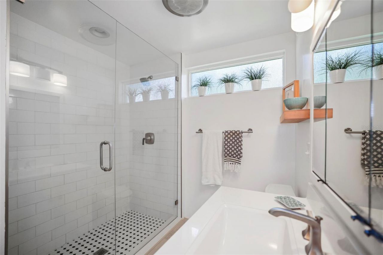 2353 Demaret Drive , Dunedin, FL 34698 Photo