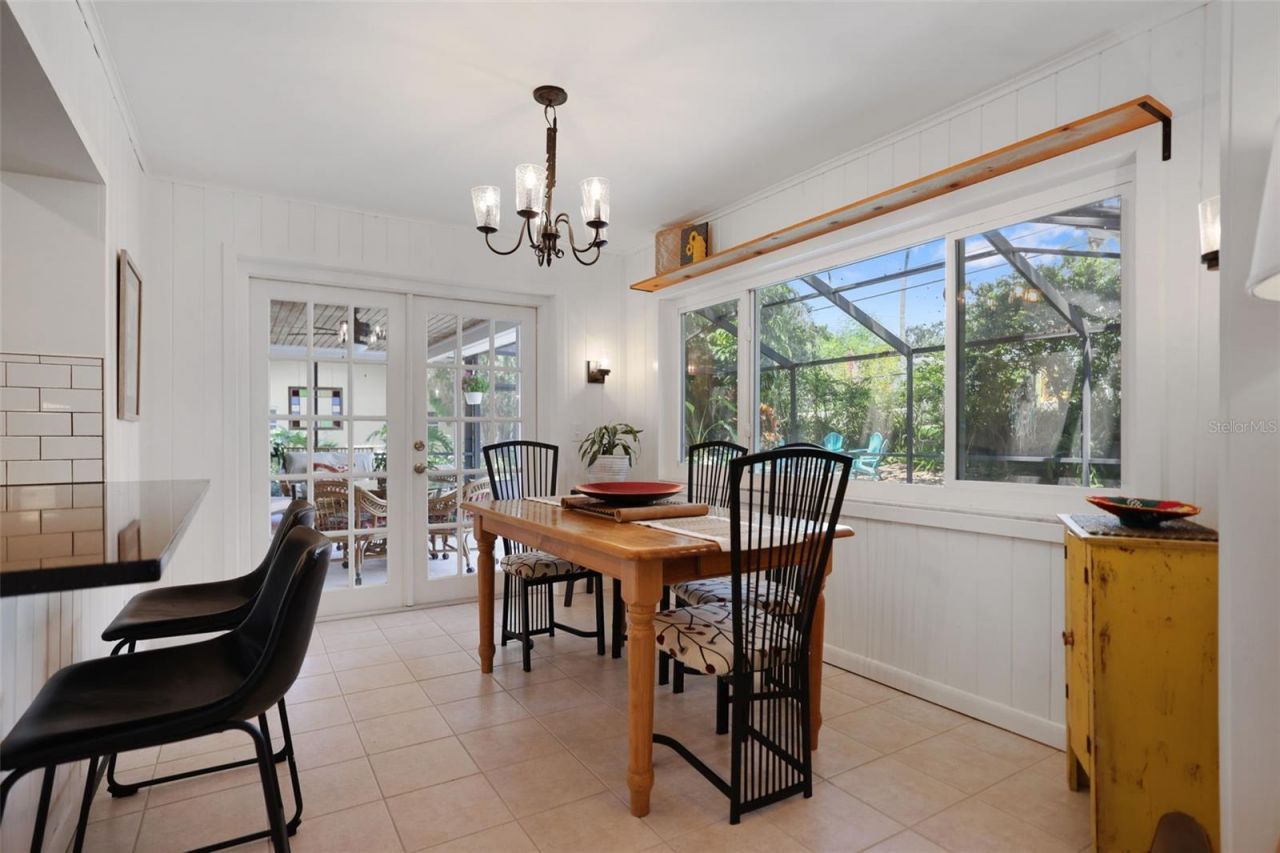 2353 Demaret Drive , Dunedin, FL 34698 Photo