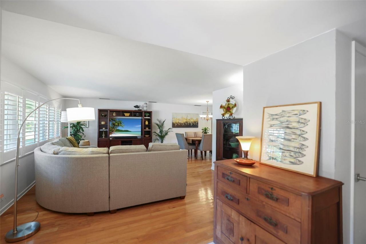 2353 Demaret Drive , Dunedin, FL 34698 Photo