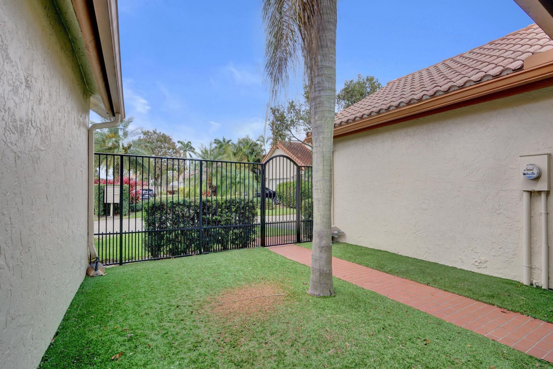 23417 Water Cir, Boca Raton, FL 33486 Photo