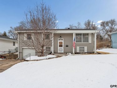 12431 Castelar Street, Omaha, NE 68144