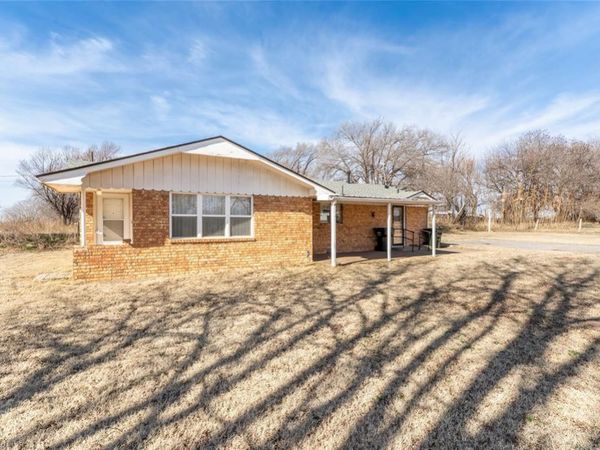 1200 W Main Street, Watonga, OK 73772