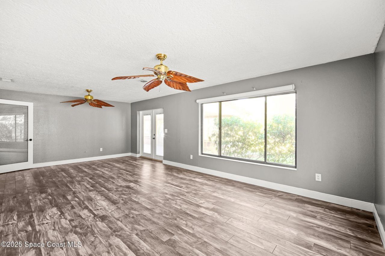 3940 Fairfax Drive , Mims, FL 32754 Photo