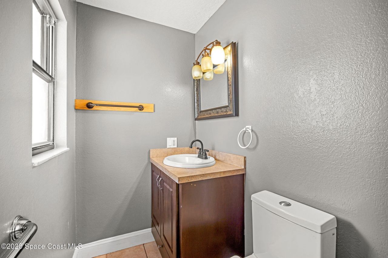 3940 Fairfax Drive , Mims, FL 32754 Photo