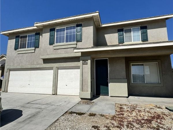 15082 Zircon, Victorville, CA 92394