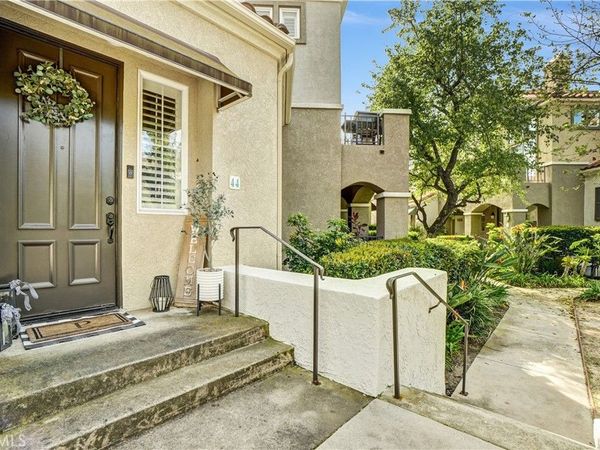 44 Via Cordoba, Rancho Santa Margarita, CA 92688