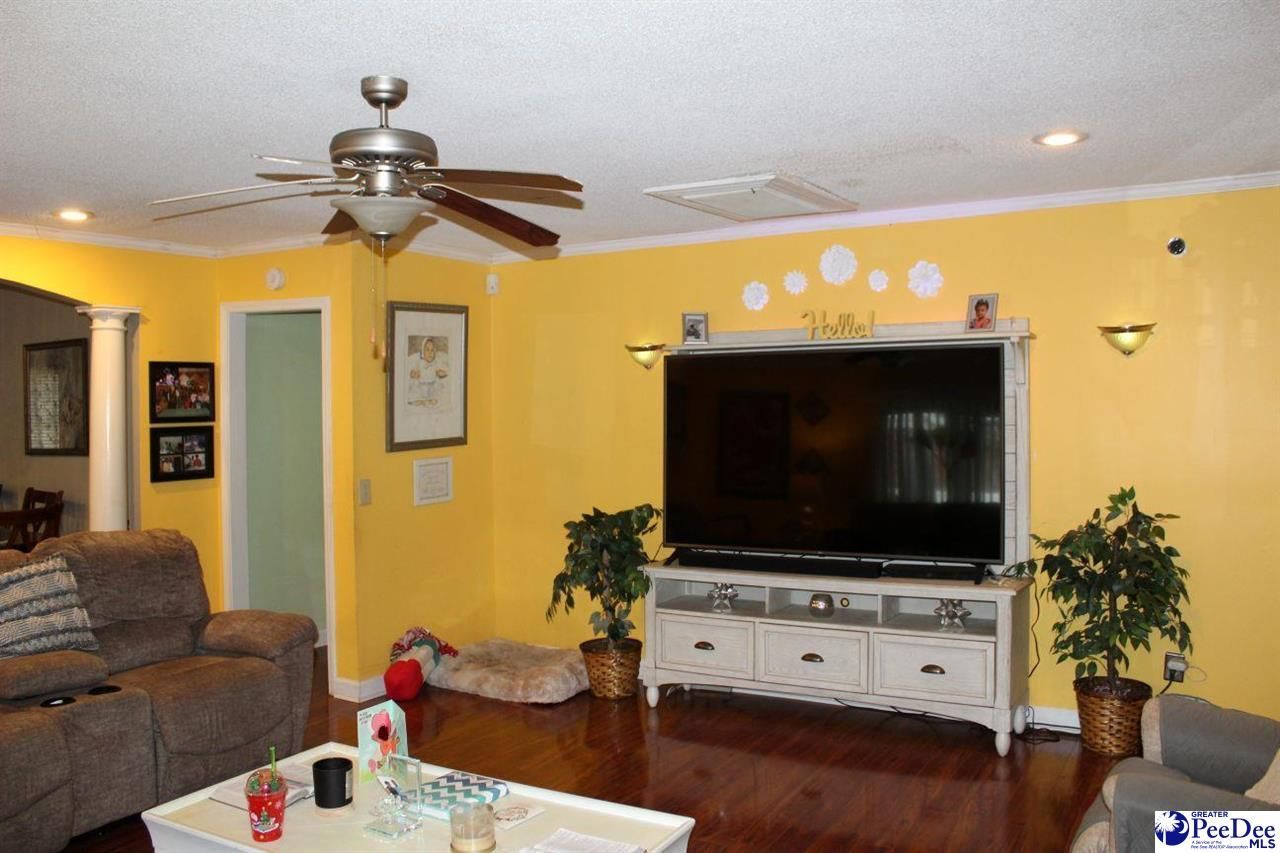 1407 Aaron Cir. Photo 13