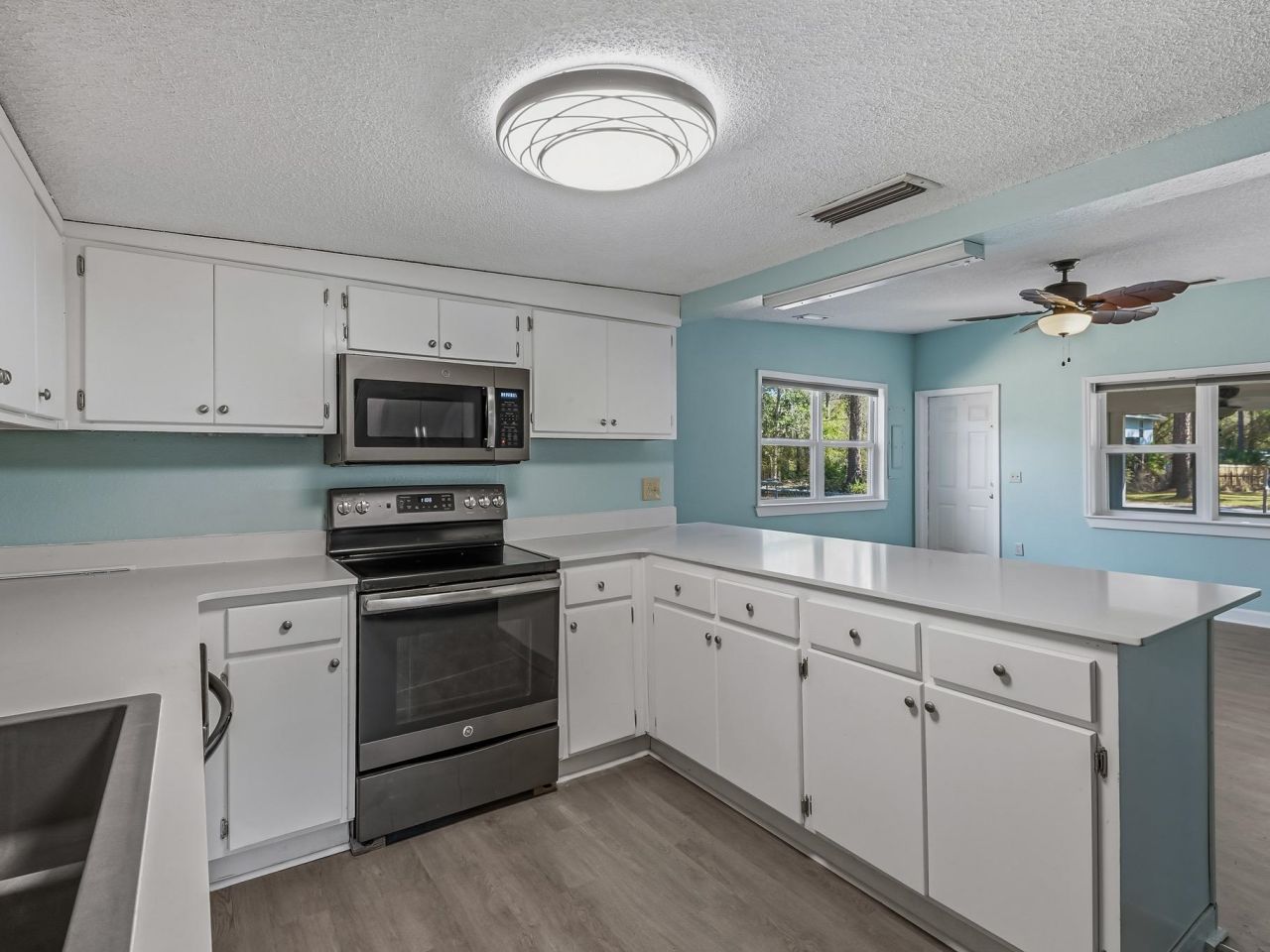 68 Suwannee Avenue, Panacea, FL 32346 Photo