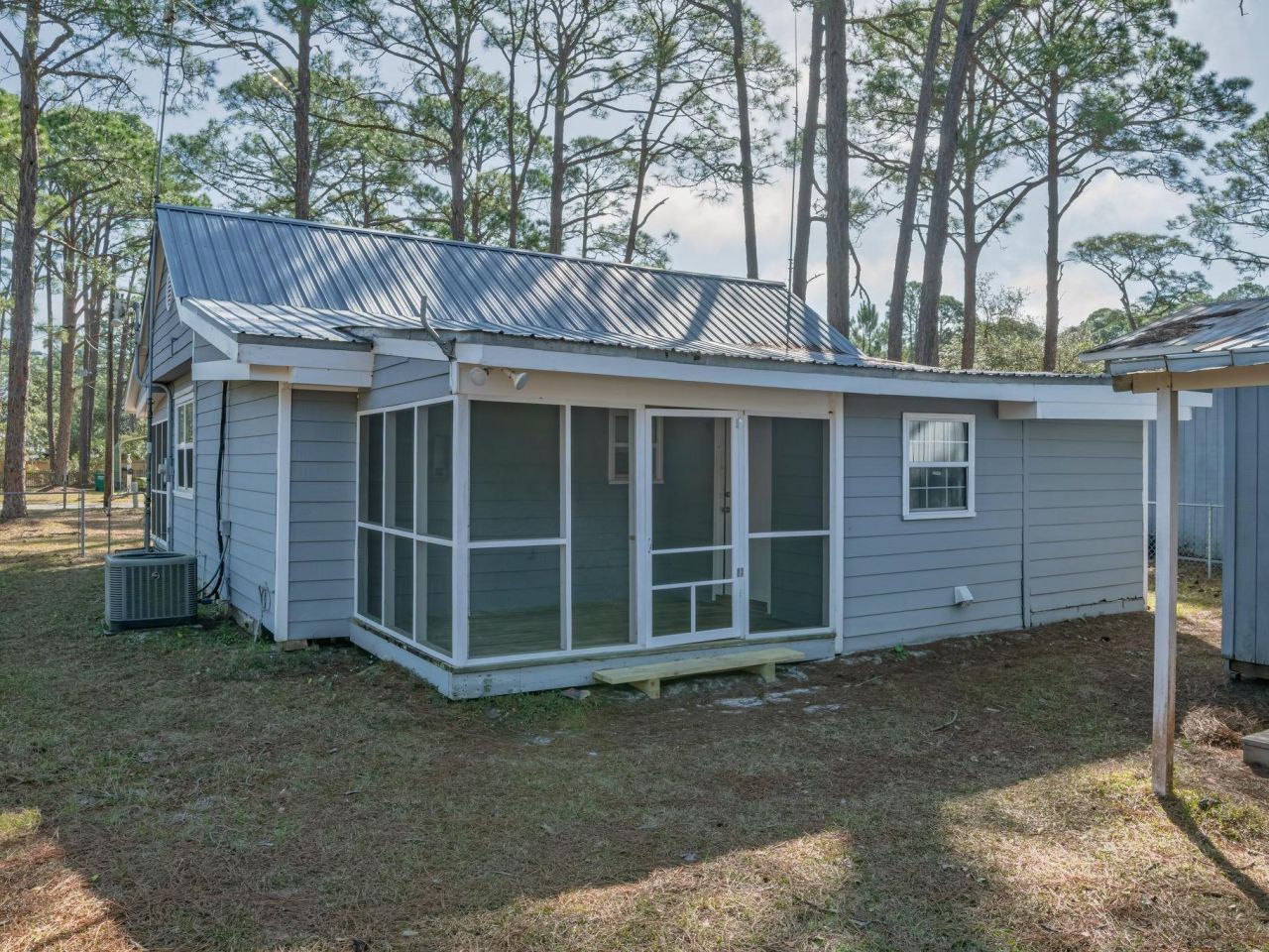 68 Suwannee Avenue, Panacea, FL 32346 Photo