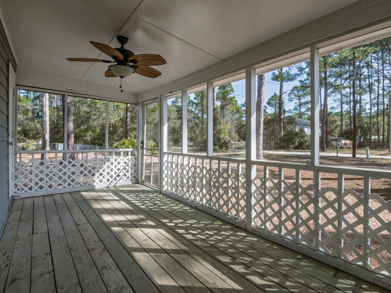 68 Suwannee Avenue, Panacea, FL 32346 Photo