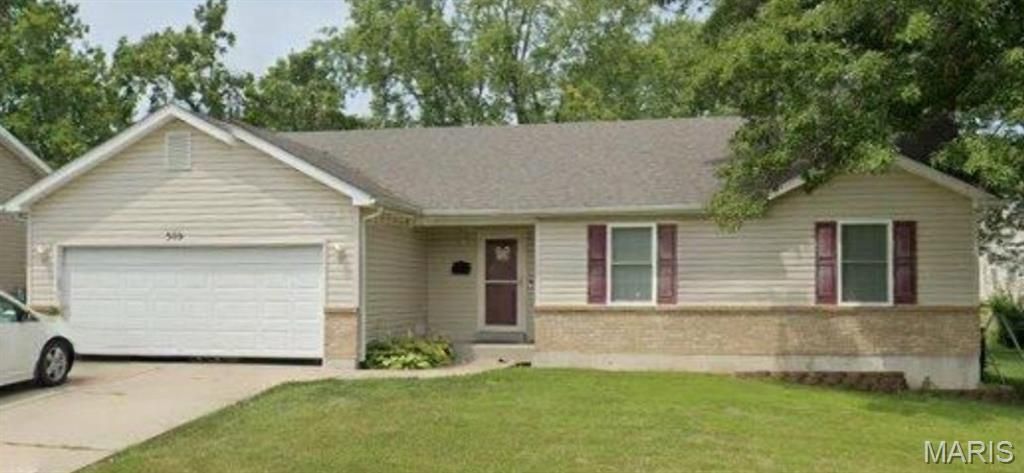 309 Roosevelt Avenue , Warrenton, MO 63383 Main Photo