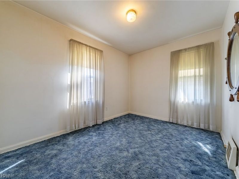 8927 Torrance Avenue , Brooklyn, OH 44144 Photo 17