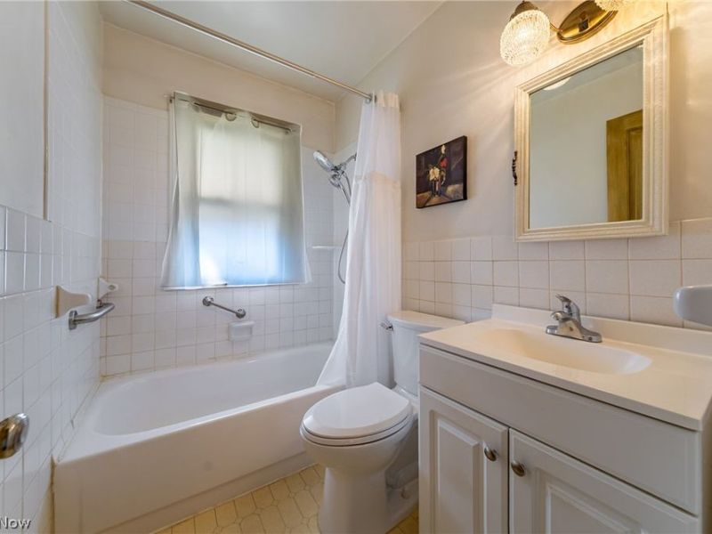 8927 Torrance Avenue , Brooklyn, OH 44144 Photo 18