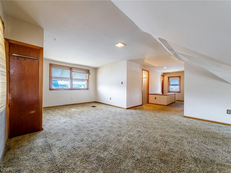 8927 Torrance Avenue , Brooklyn, OH 44144 Photo 24