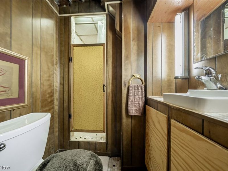 8927 Torrance Avenue , Brooklyn, OH 44144 Photo 37