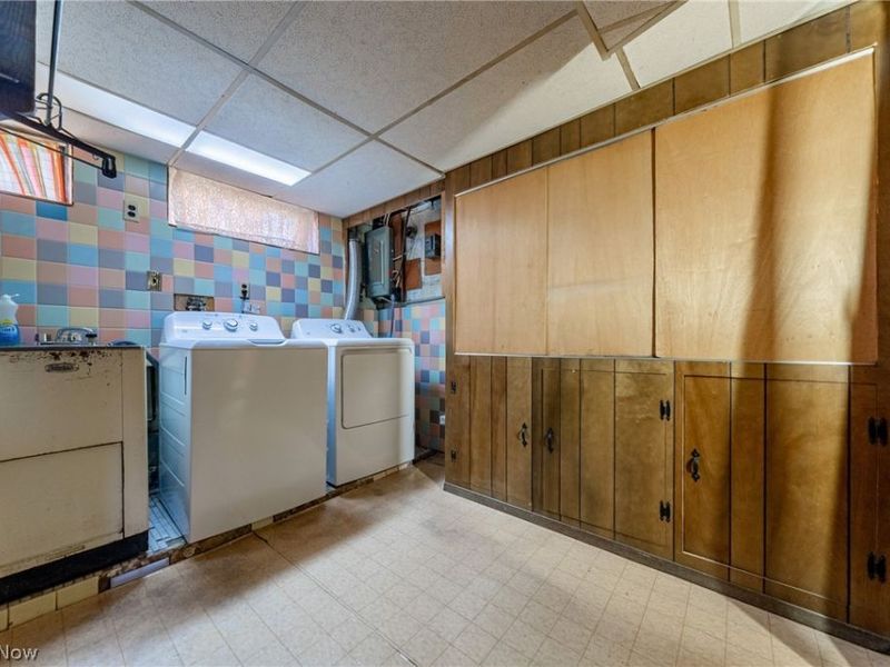 8927 Torrance Avenue , Brooklyn, OH 44144 Photo 38