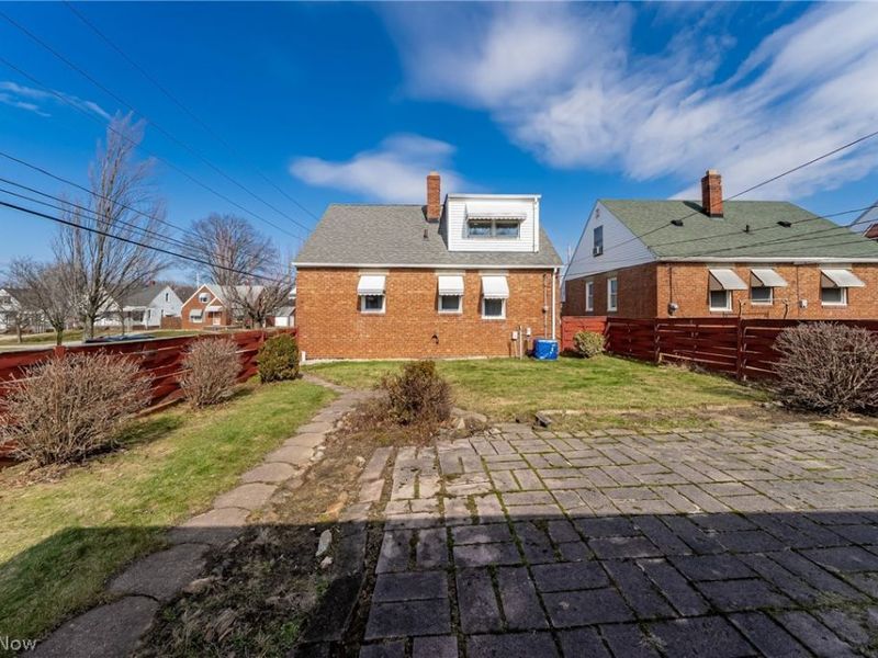 8927 Torrance Avenue , Brooklyn, OH 44144 Photo 45