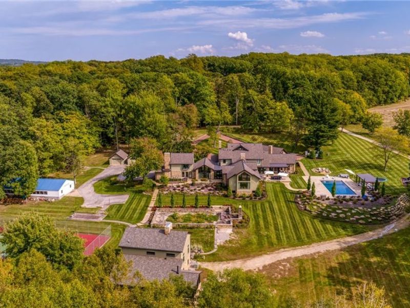 332 Timberidge Trail , Gates Mills, OH 44040 Photo 2