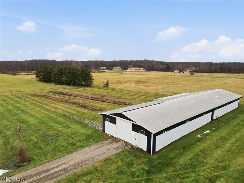 17452 Huntley Road, Windsor, OH 44099 Photo 3