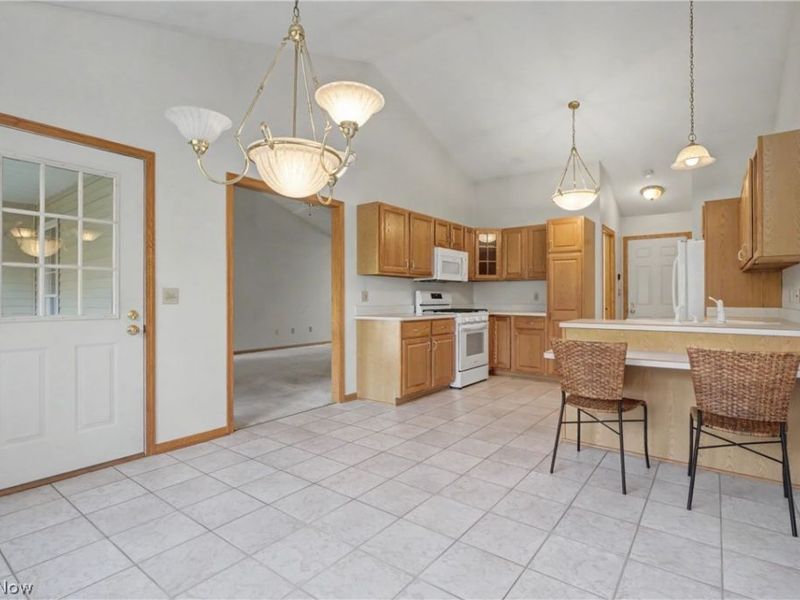 1540 Pimlico Drive , Youngstown, OH 44515 Photo 6