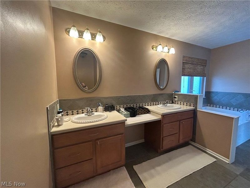 38014 Terrell Drive , North Ridgeville, OH 44039 Photo 23