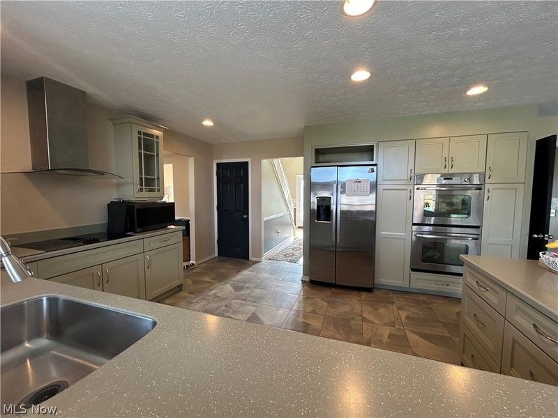 38014 Terrell Drive , North Ridgeville, OH 44039 Photo 7