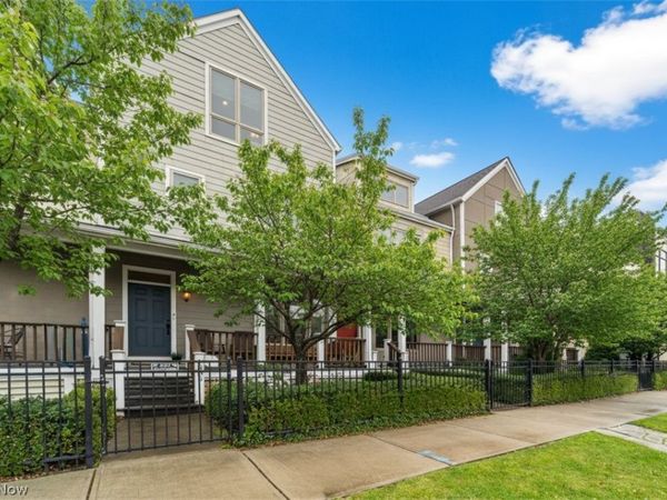 1585 E 118th Street , Cleveland, OH 44106