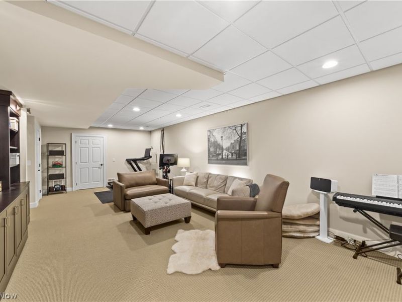 1585 E 118th Street , Cleveland, OH 44106 Photo 16