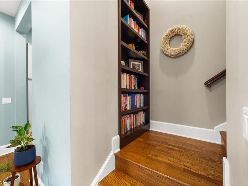 1585 E 118th Street , Cleveland, OH 44106 Photo 20