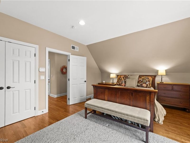 1585 E 118th Street , Cleveland, OH 44106 Photo 32