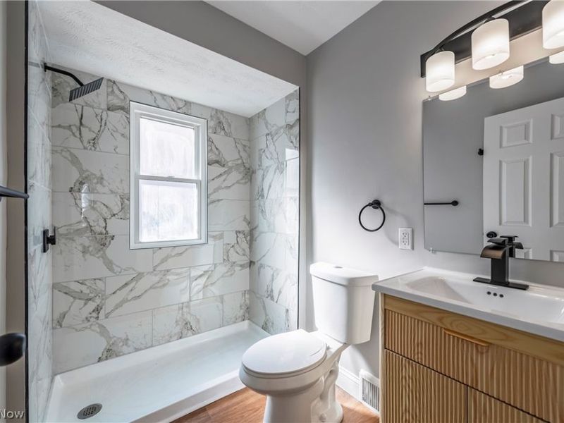 4307 W 138th Street , Cleveland, OH 44135 Photo 18