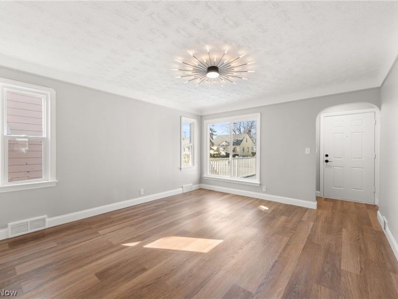 4307 W 138th Street , Cleveland, OH 44135 Photo 8